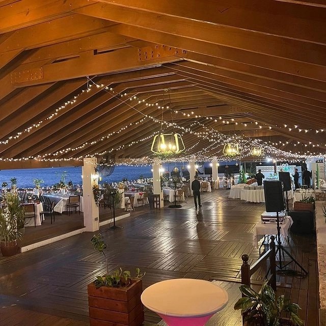 Cayman Islands Christmas: Where Sun, Sea, and Santa Come Together