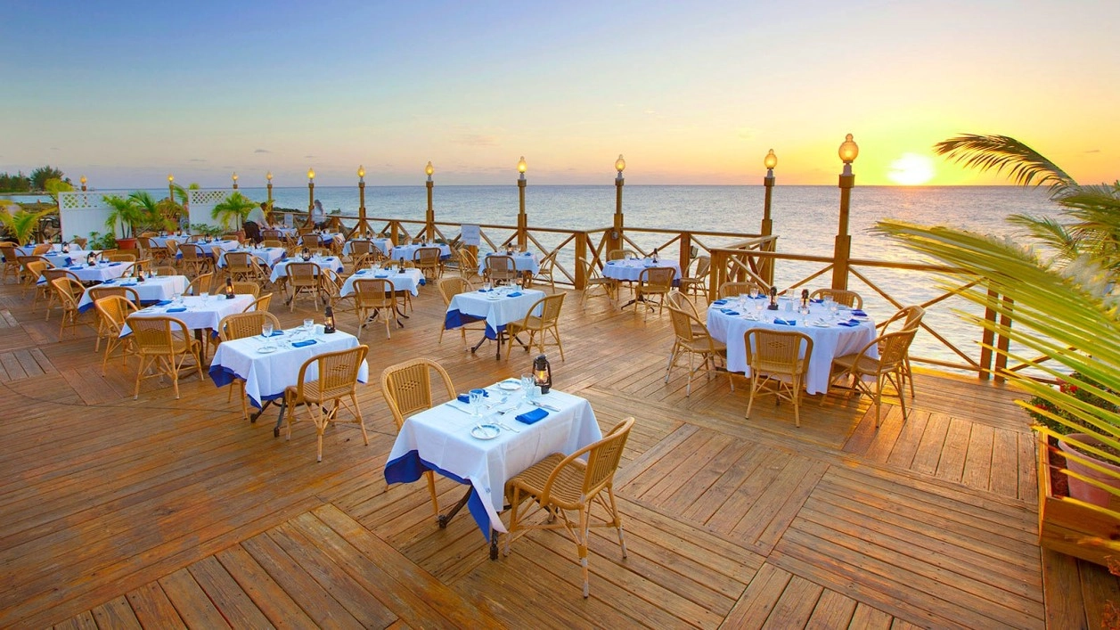 Small Islands, Big Boats: 11 Wine Restaurants in Paradise