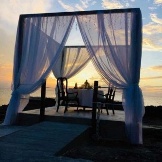 Romantic Sunset Dinners in Grand Cayman: A Must-Try Experience