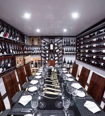 Melchior Room