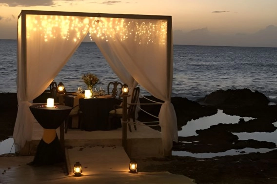 Winning Her Over: A Romantic Cabana Dinner at Grand Old House